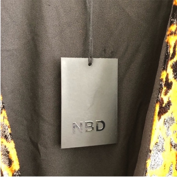 NBD Edie Long Sleeve Velvet Mini Dress Natural Leopard NWT - Picture 7 of 8